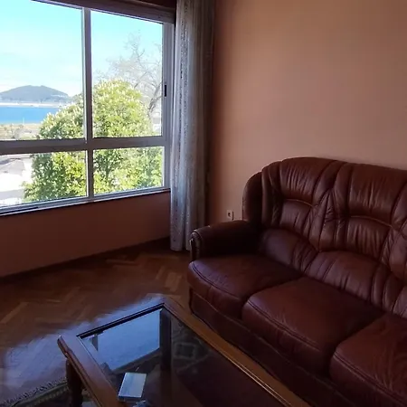 Sobre La Playa Covas (Lugo)